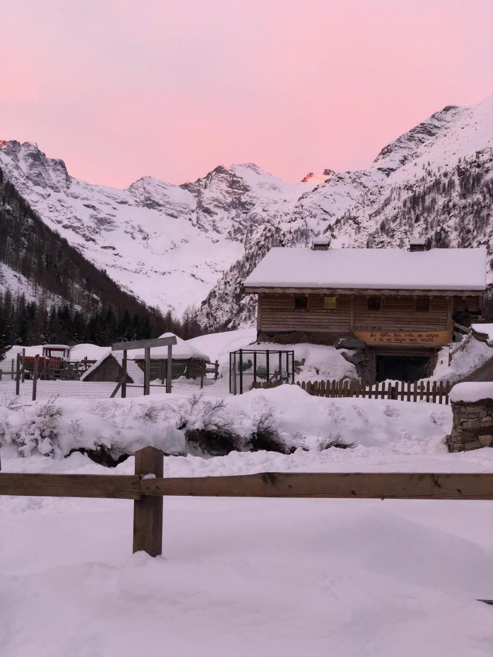 La Ferme Du Grand Paradis Cogne Exterior photo